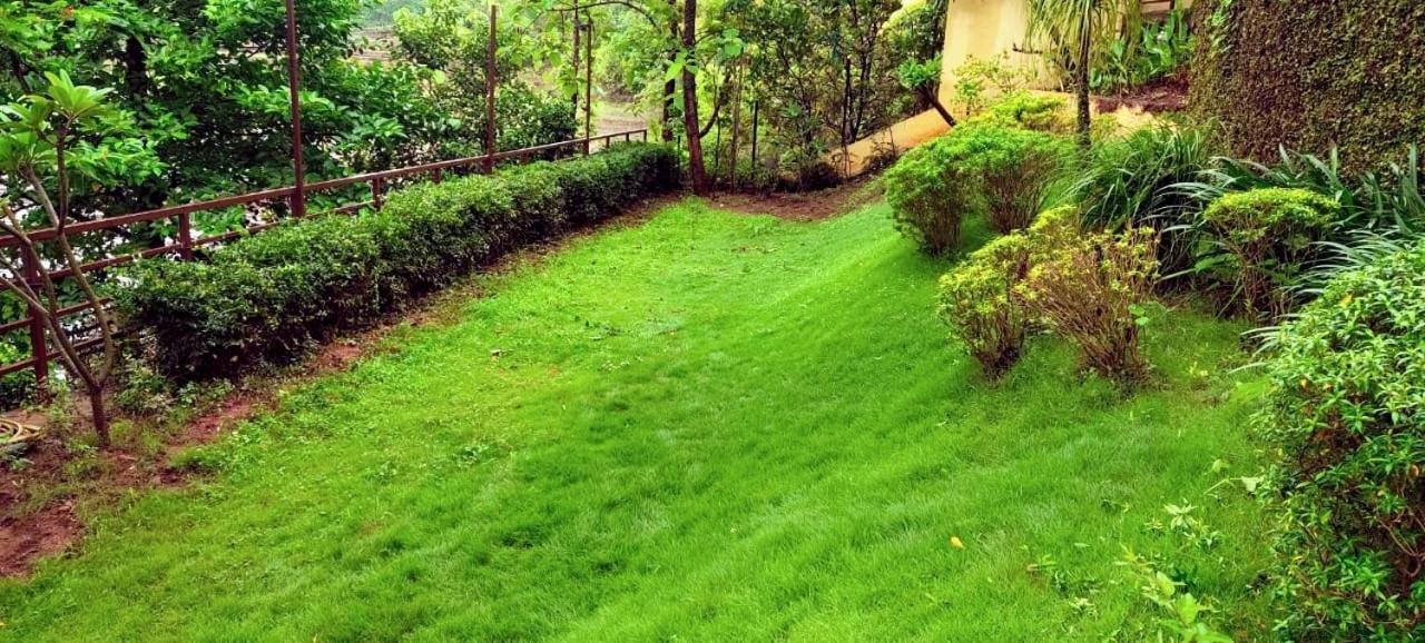 Karjat Villa  Exterior foto